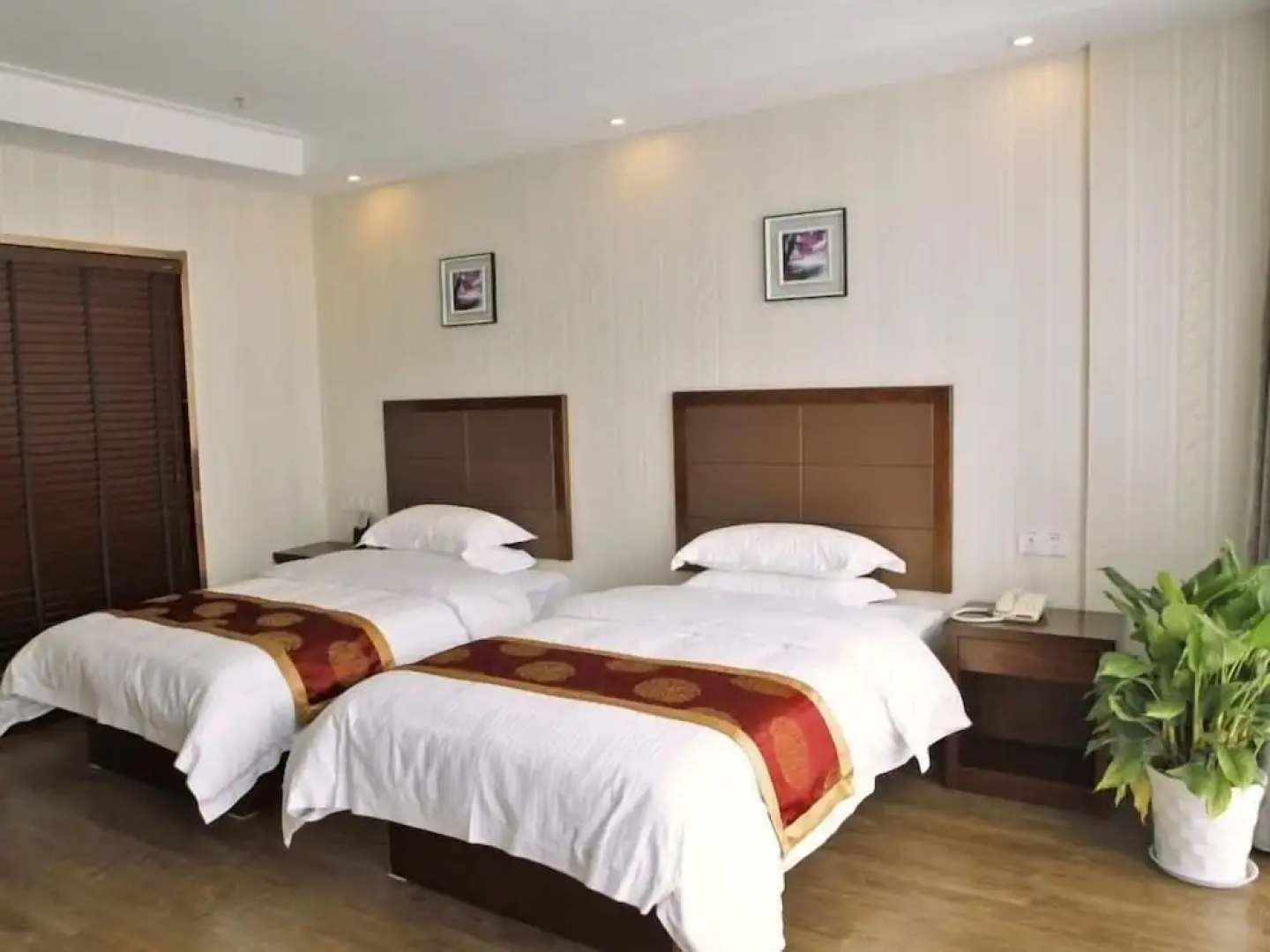 Greentree Inn Zhongnan Century City Express Hotel