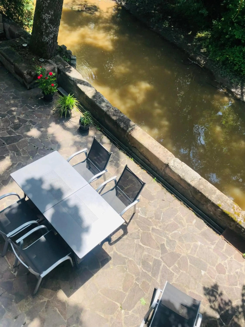 Riverside apartment in central Herzogenaurach