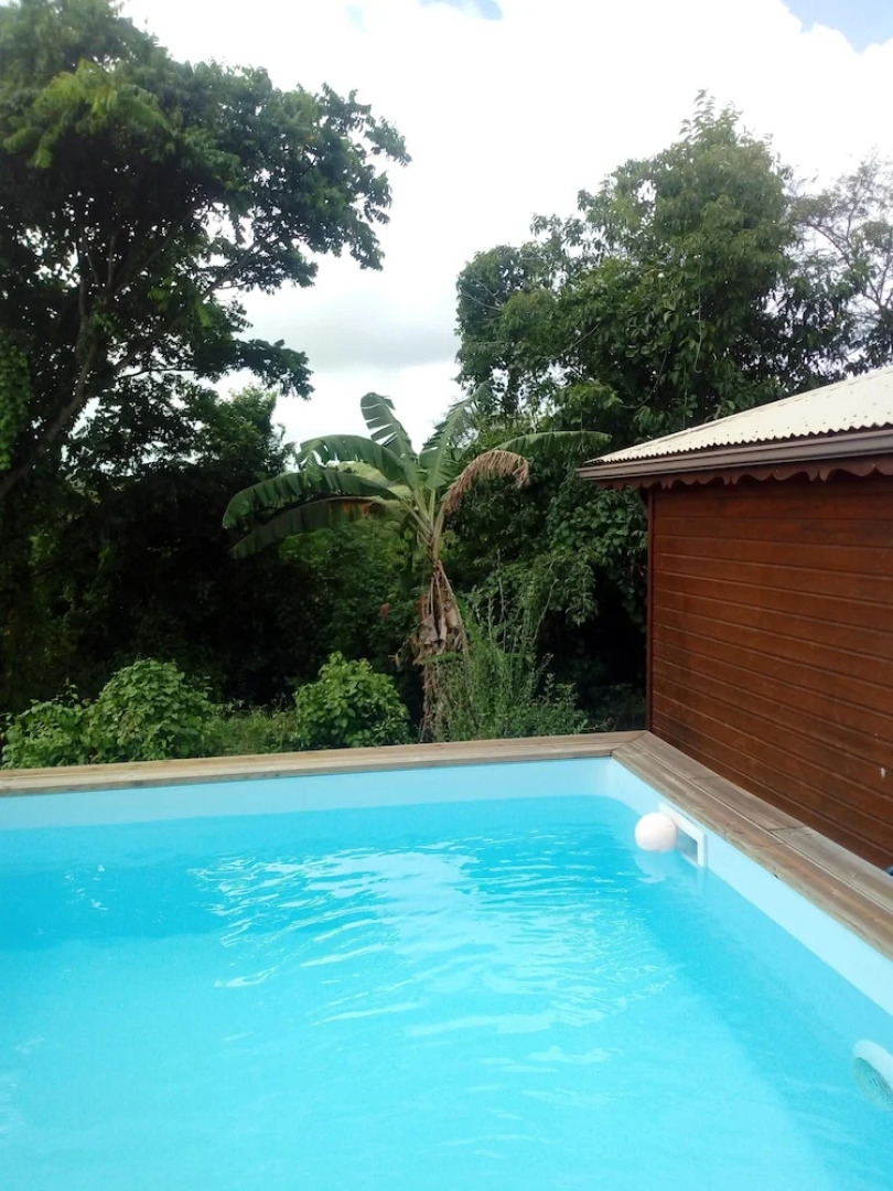 Bungalow With one Bedroom in Le Gosier, With Pool Access, Furnished Ga