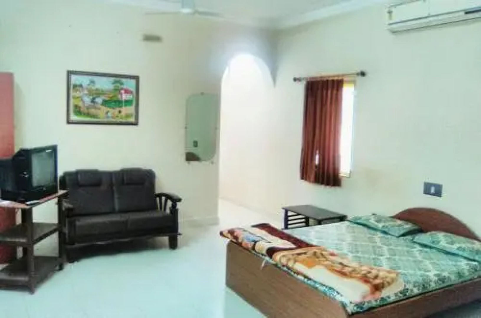 Hotel Hari Om Residency