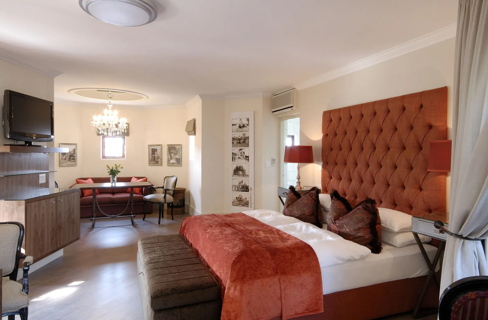Heinitzburg Boutique Hotel