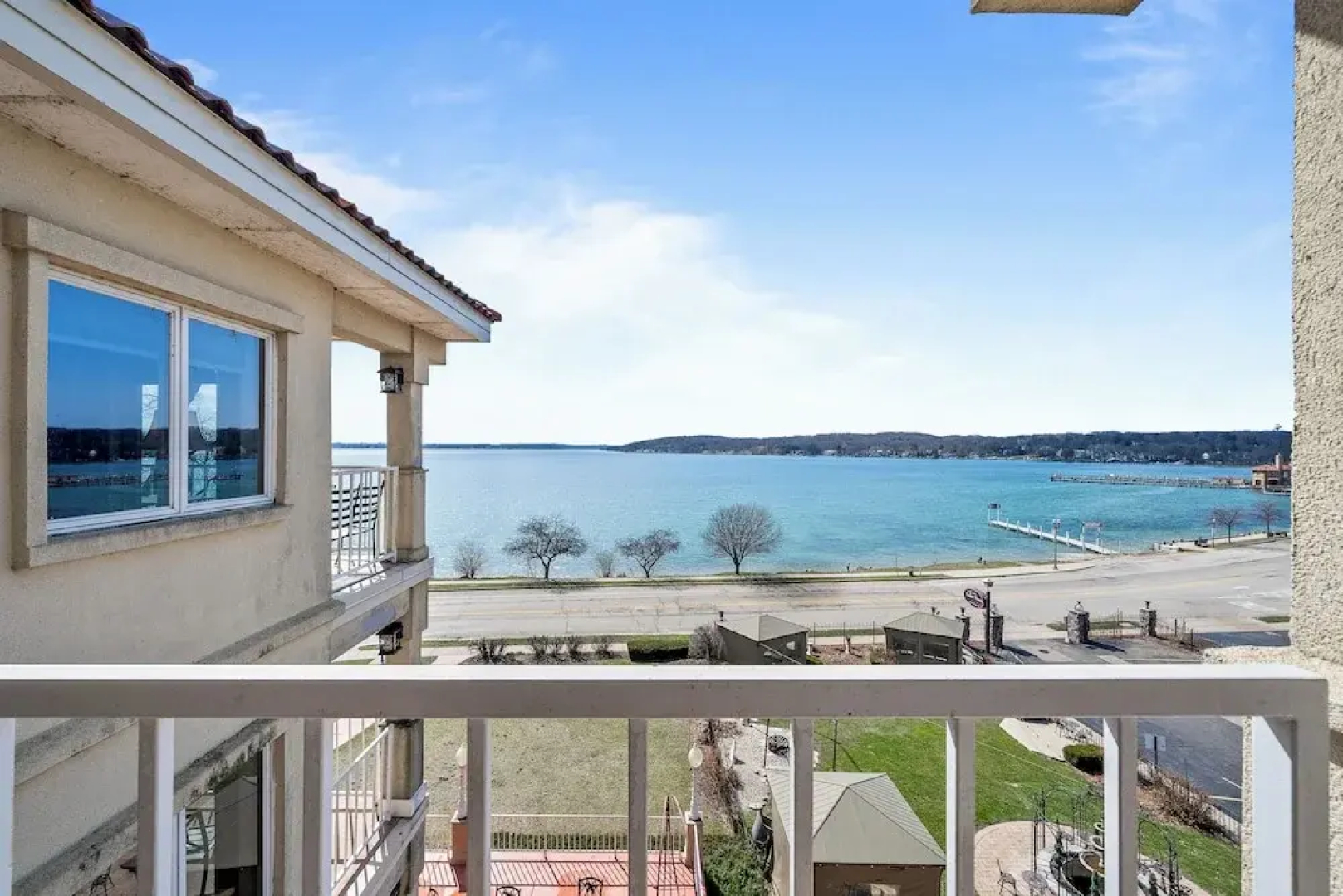 Bella Vista Suites