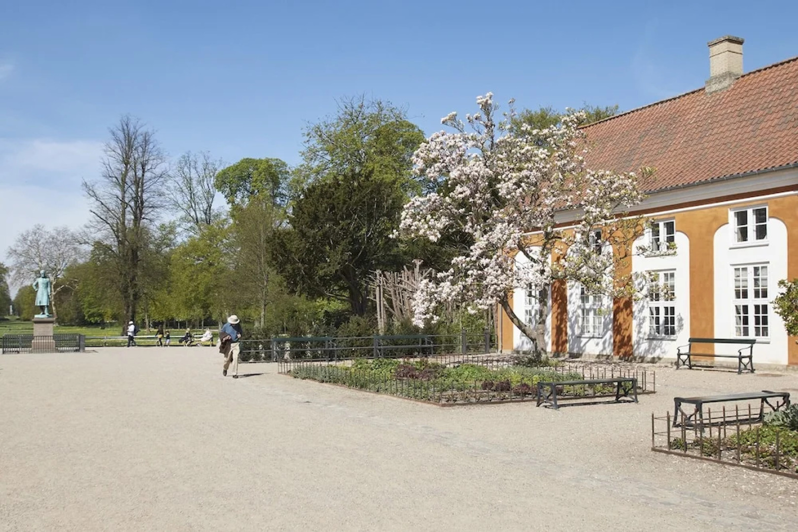 Hyggelig Apartment With a Balcony in Fancy Frederiksberg