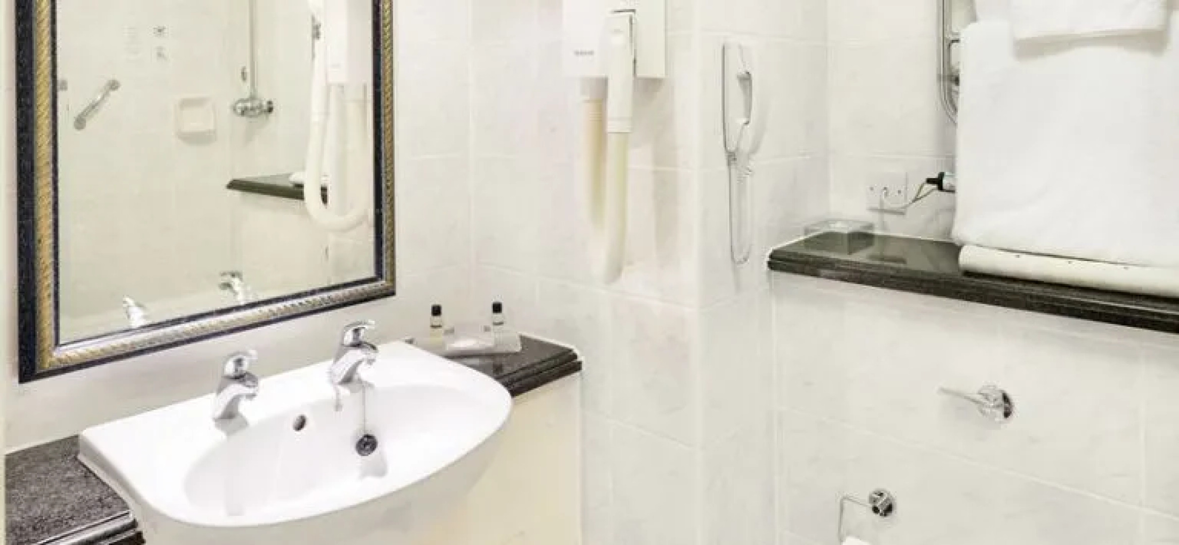 The Aberdeen Skyway Hotel