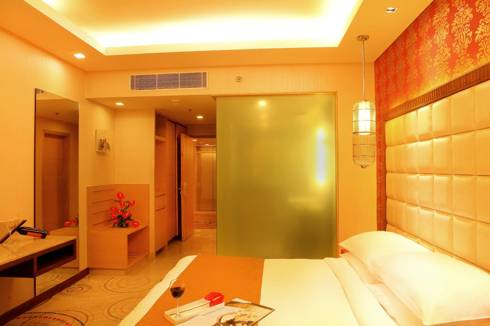 The Metropolitan Hotel and Spa New Delhi