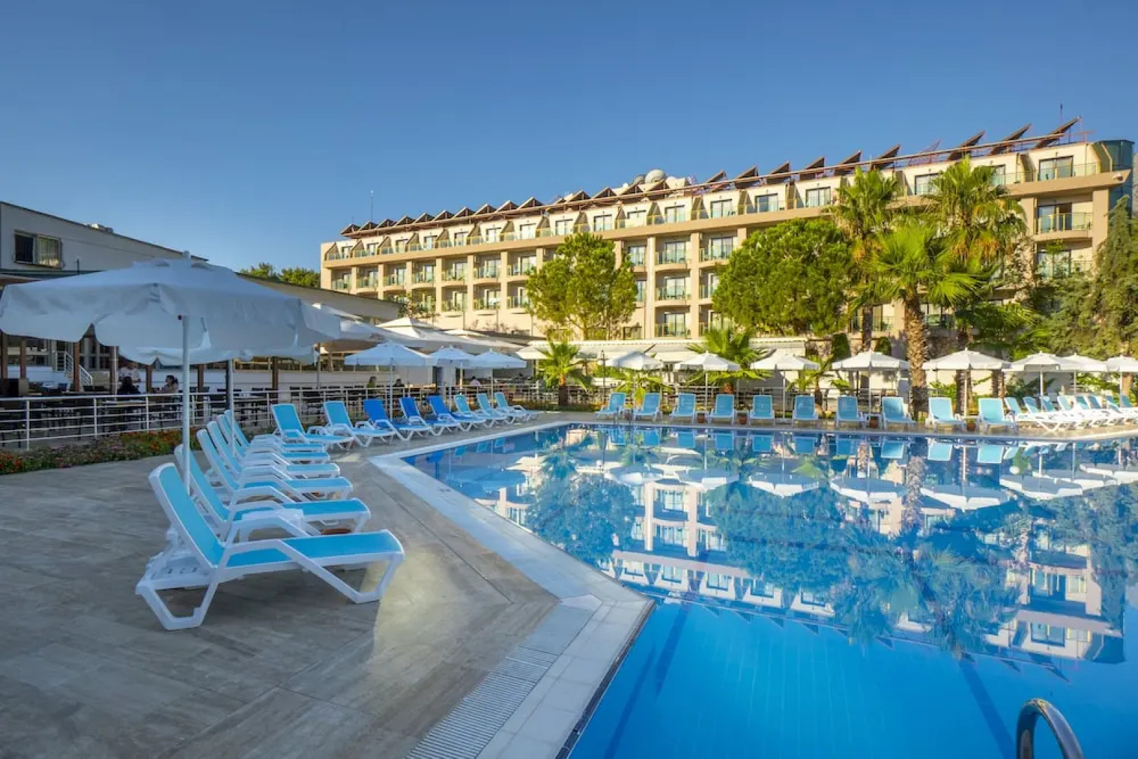 Отель Eldar Garden Resort 