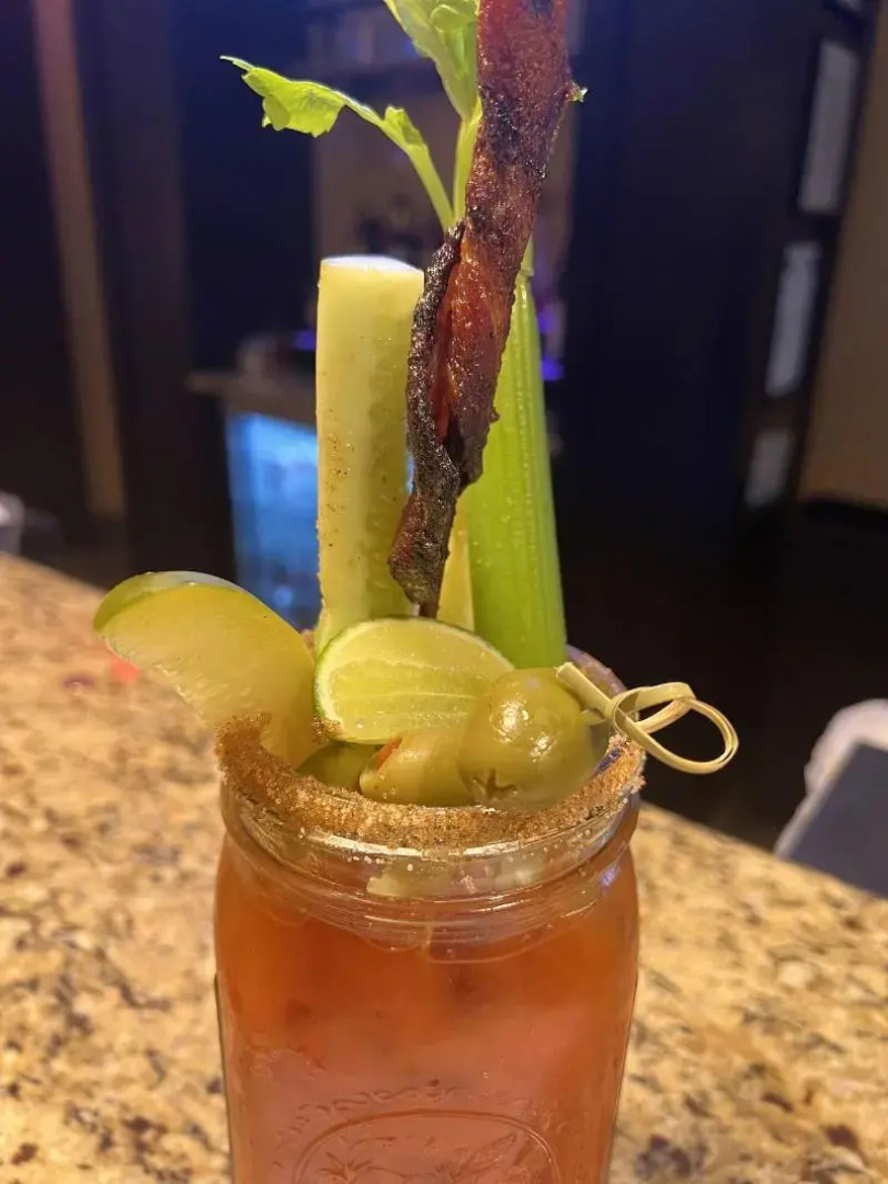 Historic Whispering Woods Hotel & Conference Center