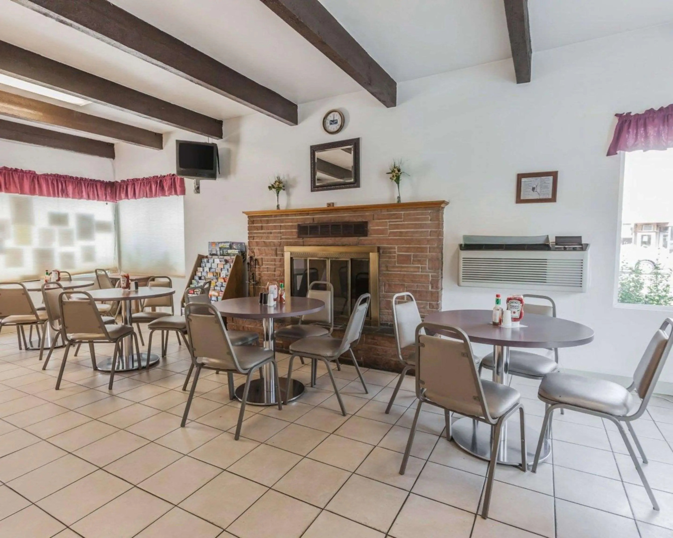 Rodeway Inn & Suites Omak - Okanogan