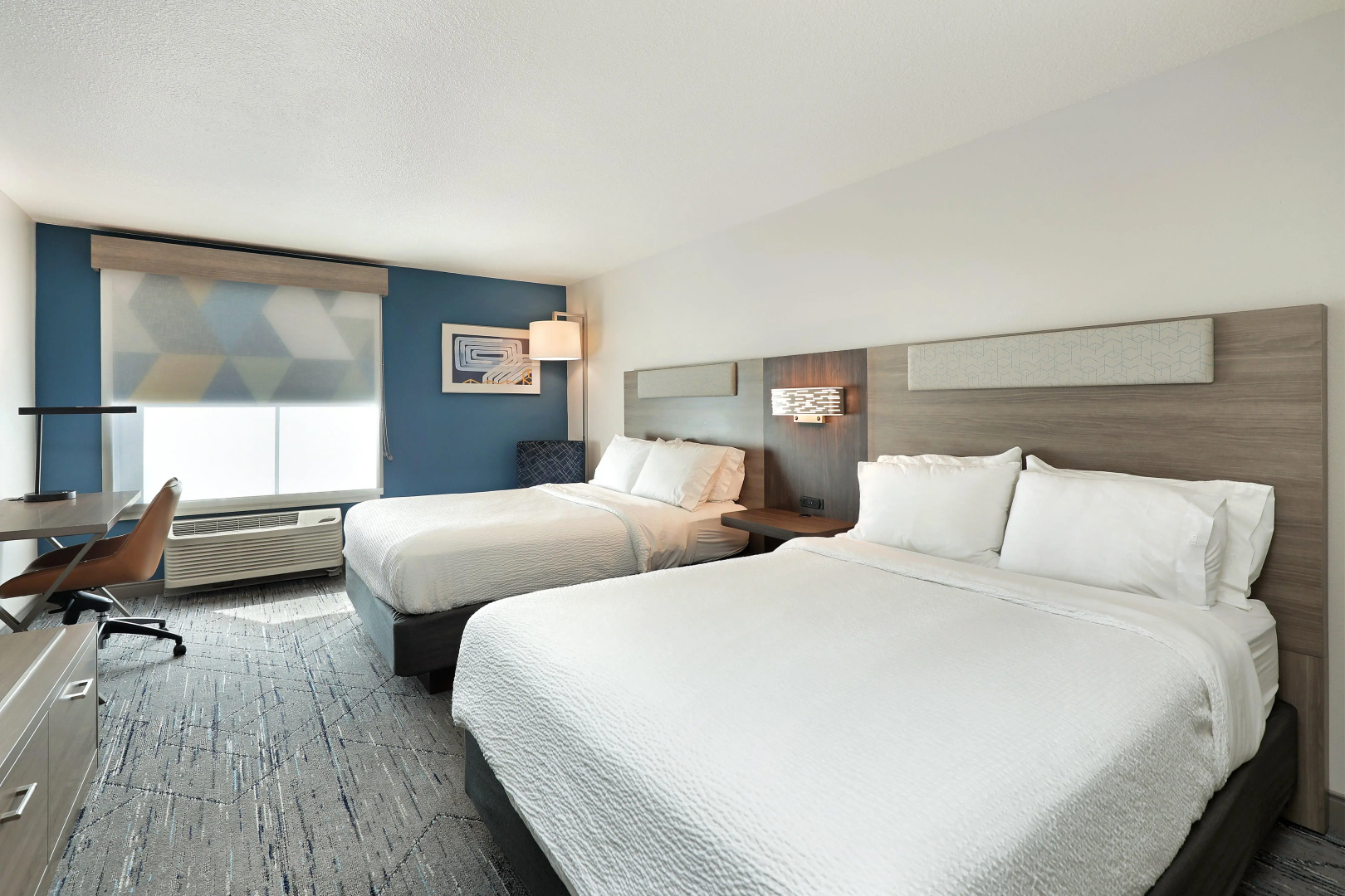 Holiday Inn Express & Suites New Berlin by IHG