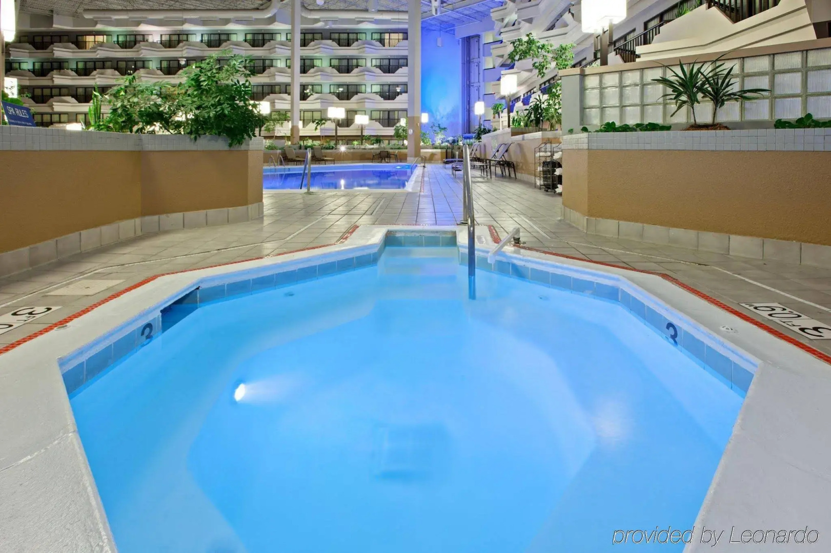 Holiday Inn Evansville Airport