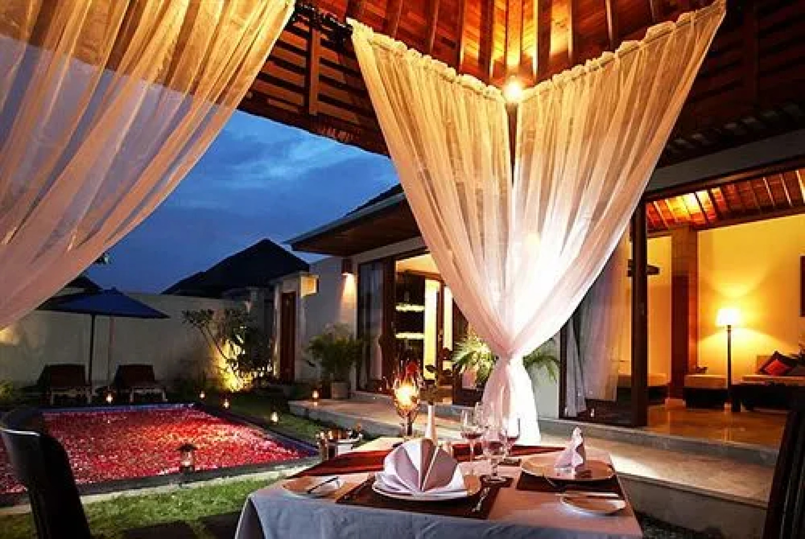 The Palm Suite Villa & Spa