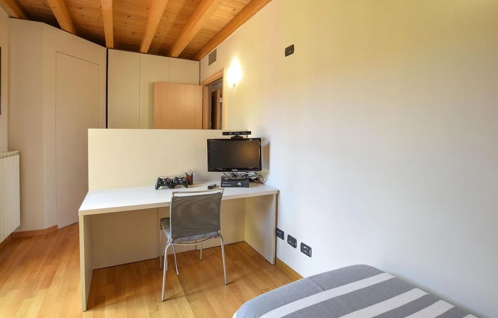 Stunning Apartment in Pozzolengo With Outdoor Swimming Pool, Wifi and 2 Bedrooms