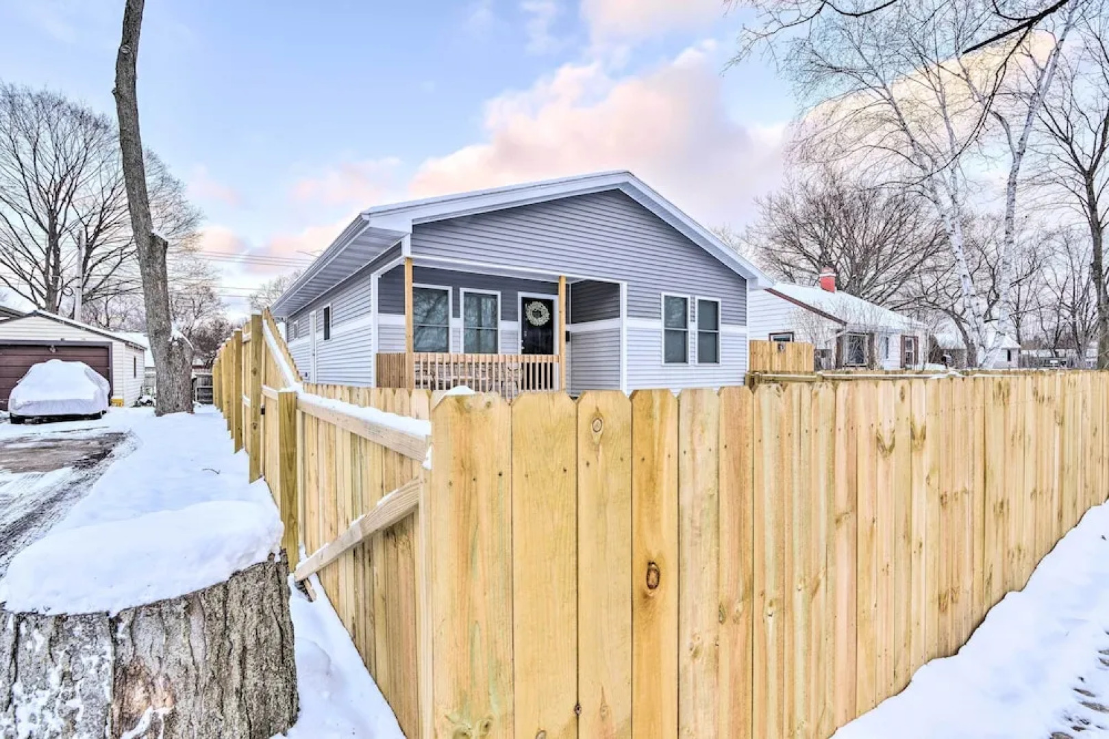 Stylish Retreat w/ Yard < 5 Mi to MSU Campus