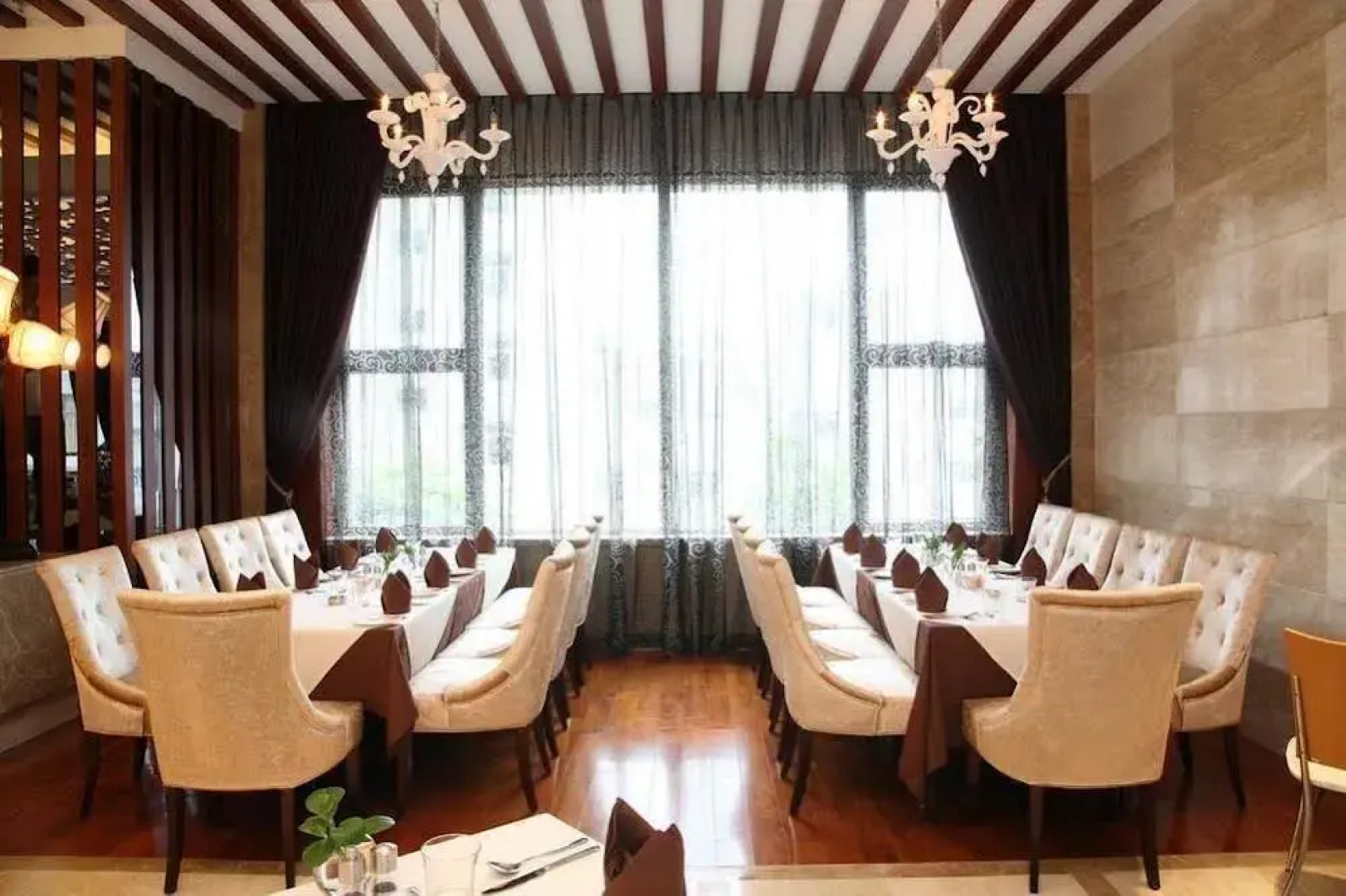 Zhongshan Huahong Hotel