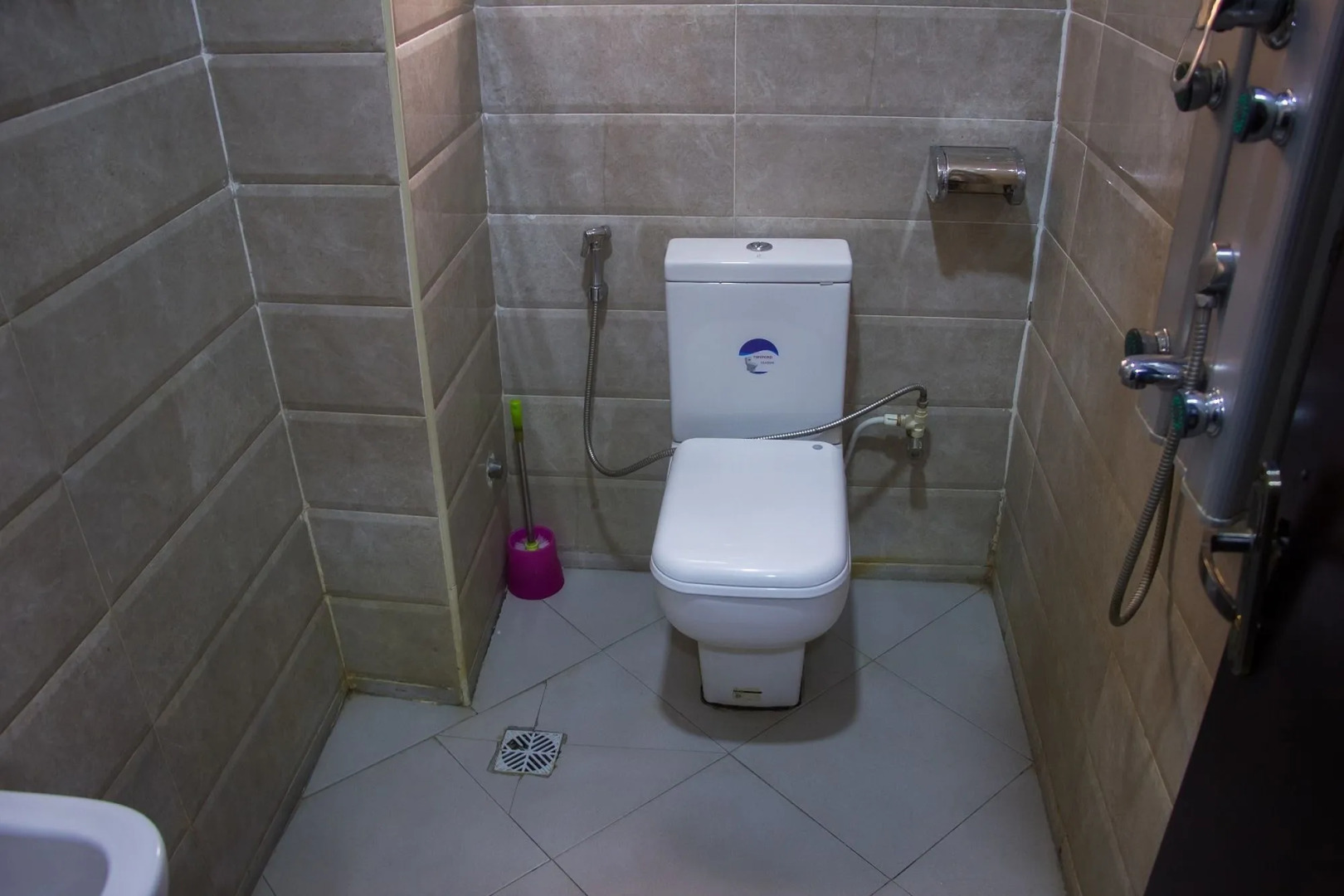 Sweet Season Luxury Suites