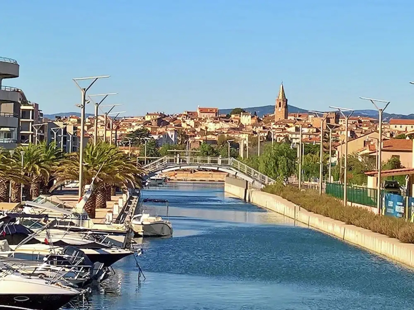 Detached House With Garden and Private Pool, at 15 km From the Mediterranean Sea