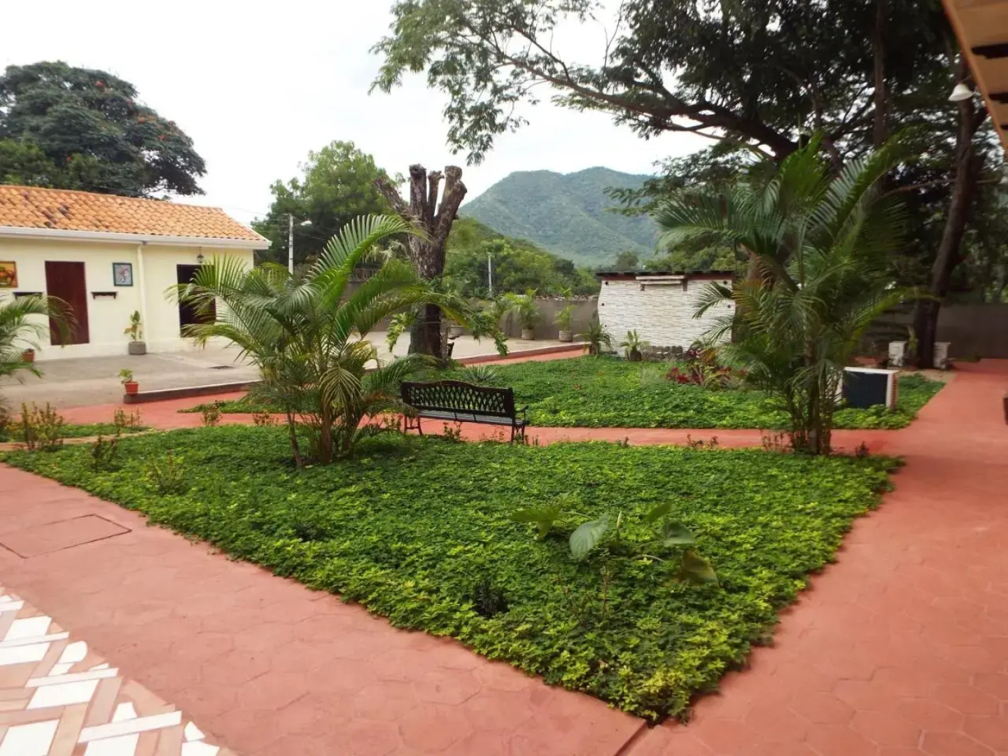 Rual's Hotel
