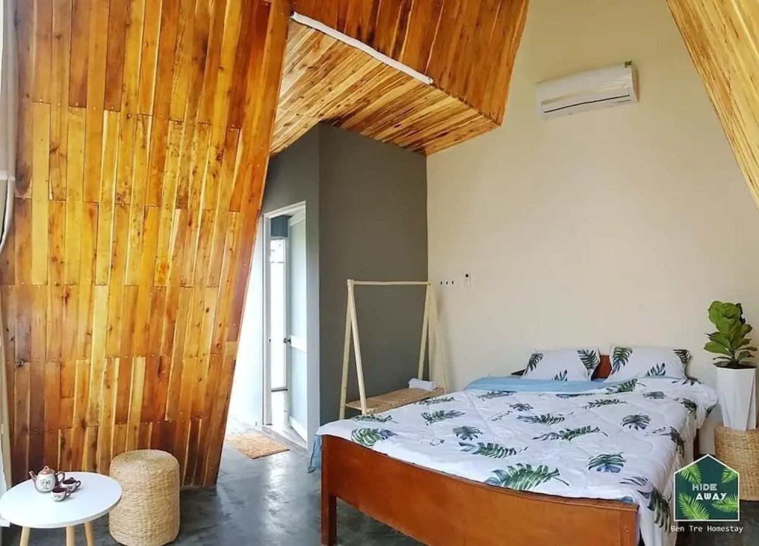 Hide Away Homestay
