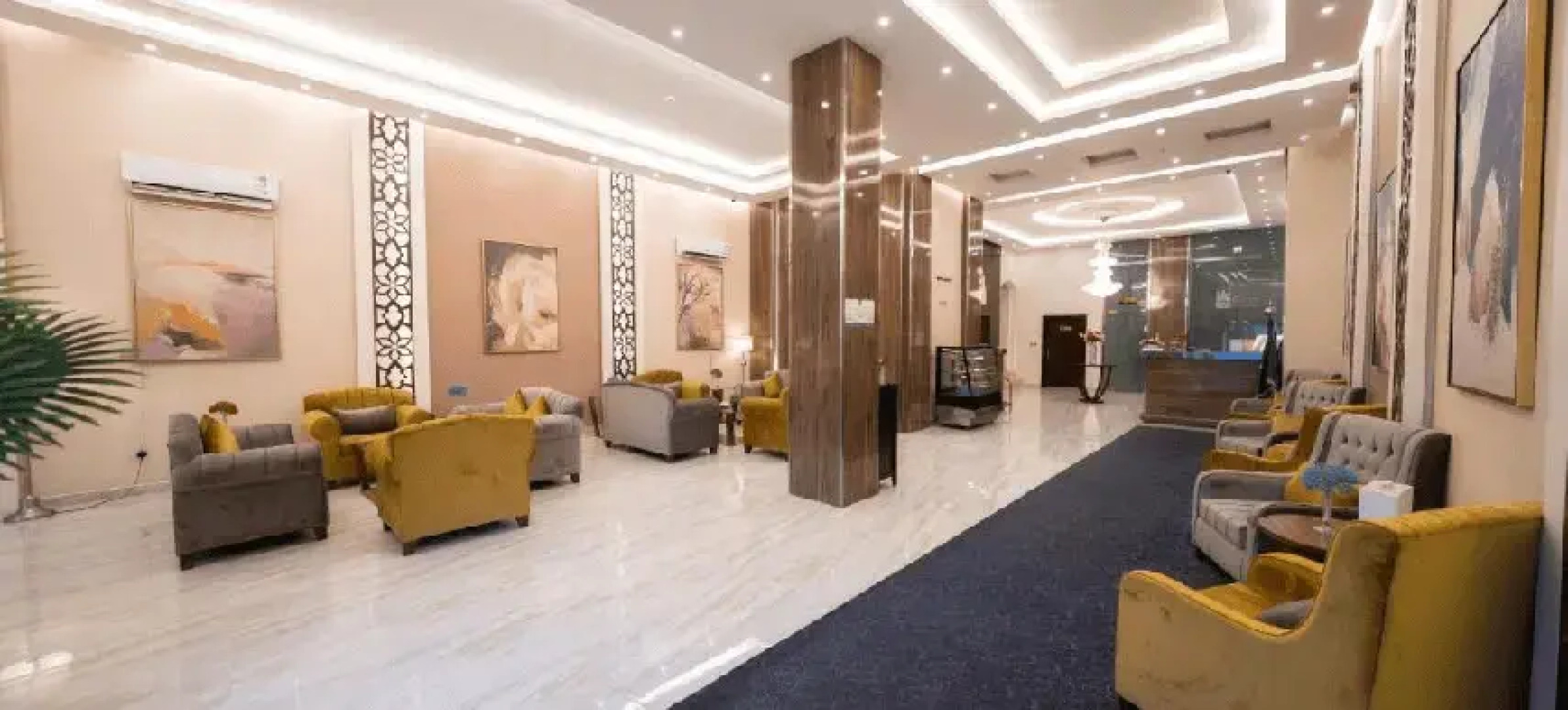 The Palace Hotel Suites