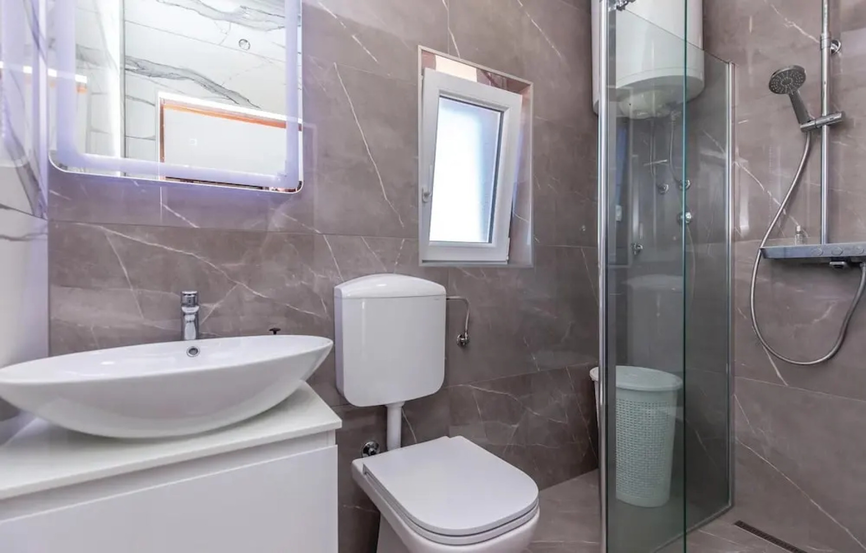 Beautiful Home in Crikvenica With Wifi and 6 Bedrooms