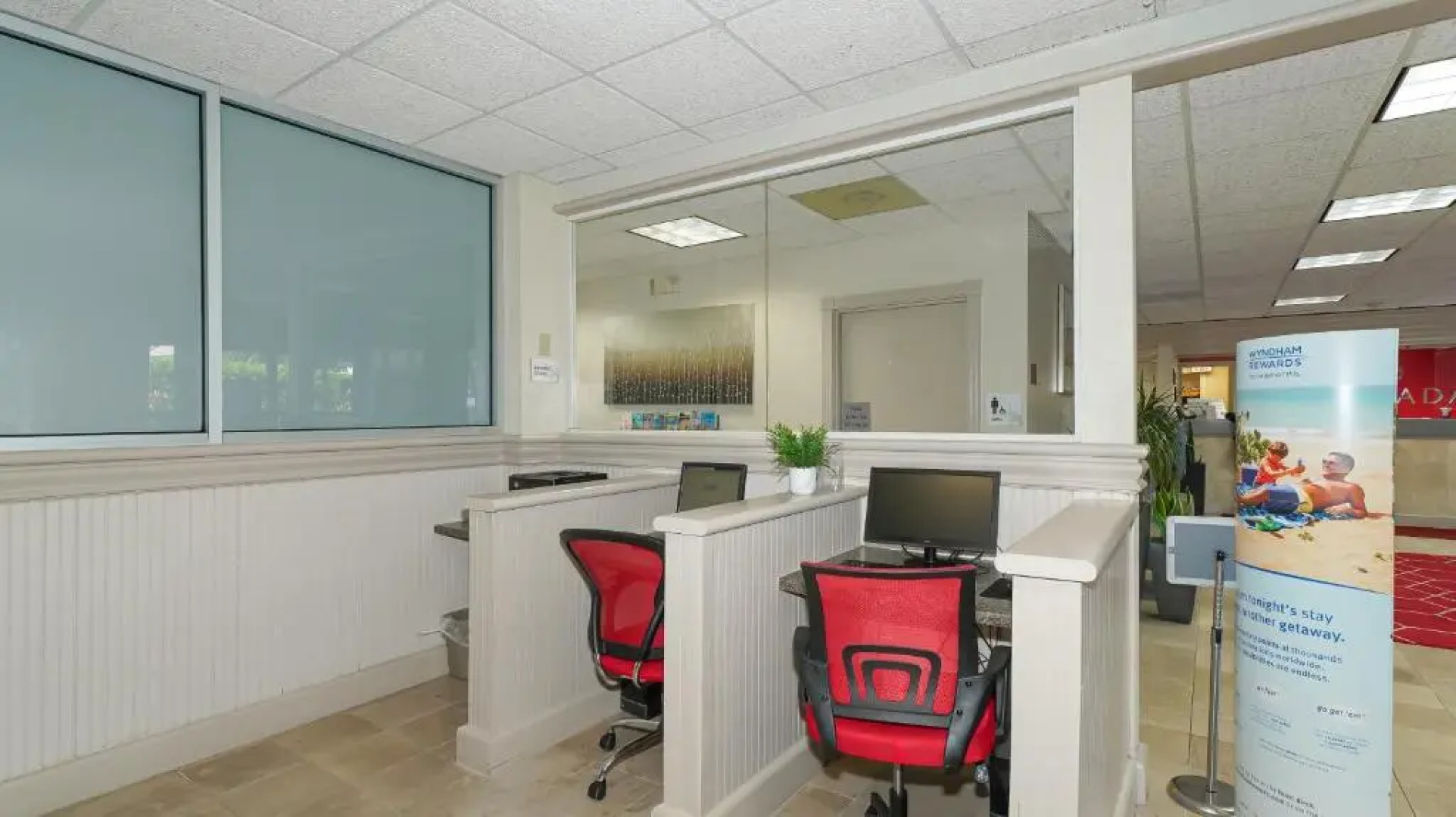 Ramad 612 - Pool, Bunk Beds, Huge TV, Tiki Bar