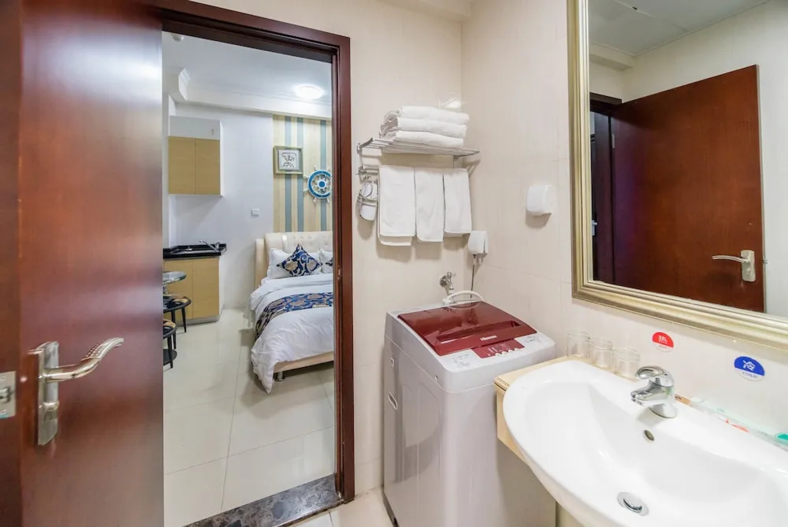 Pazhou Laiste International ApartHotel Canton Fair Complex Branch