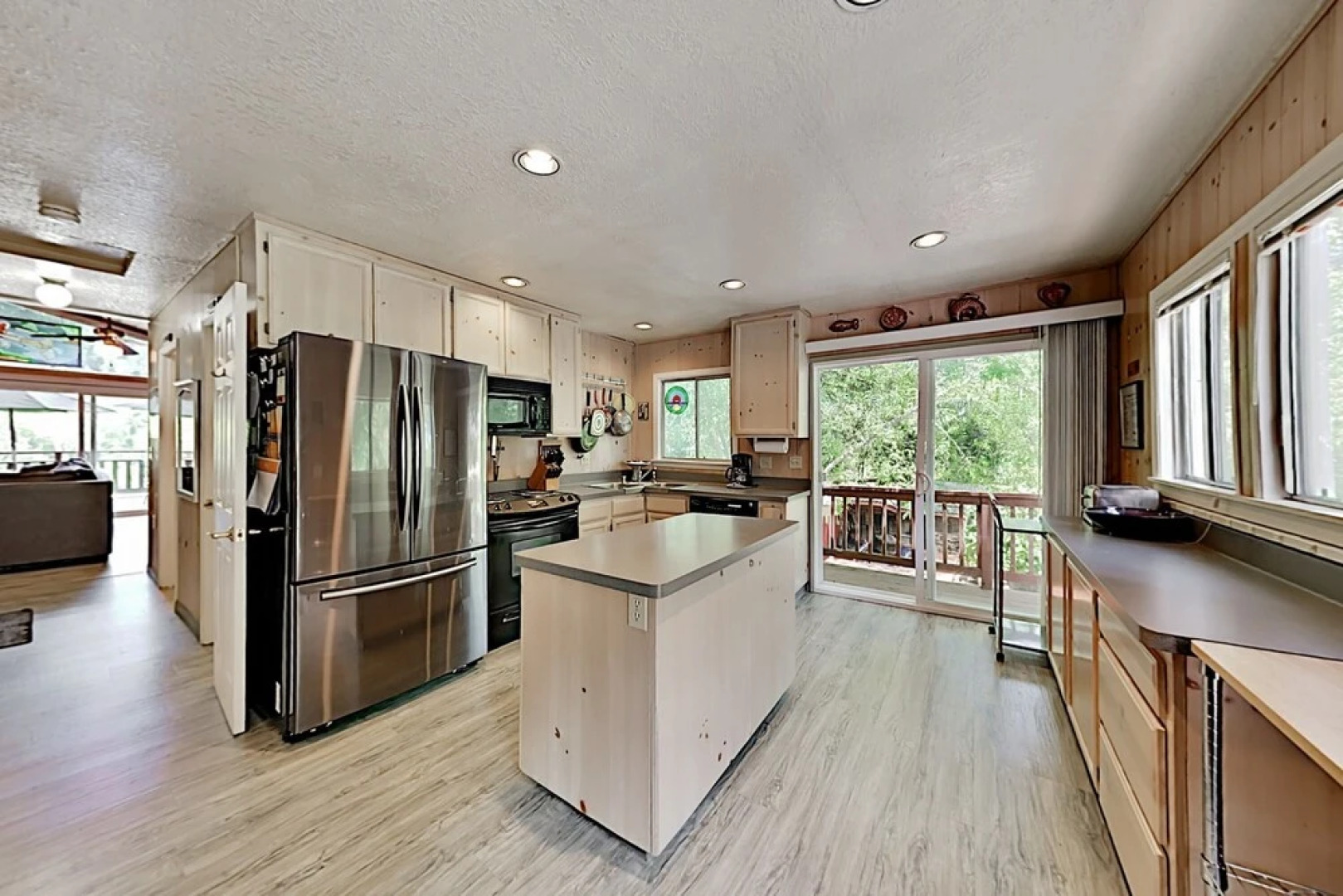 1495melo 3 Bedroom Home