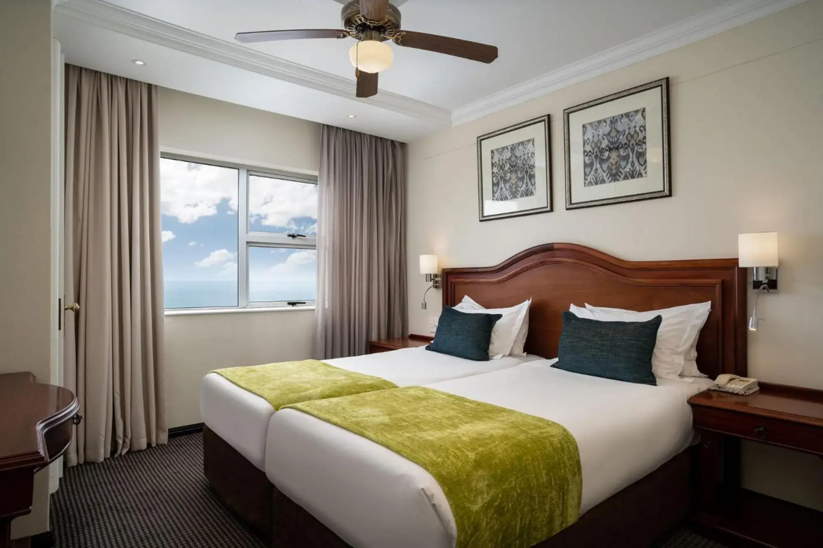 Premier Hotel Regent