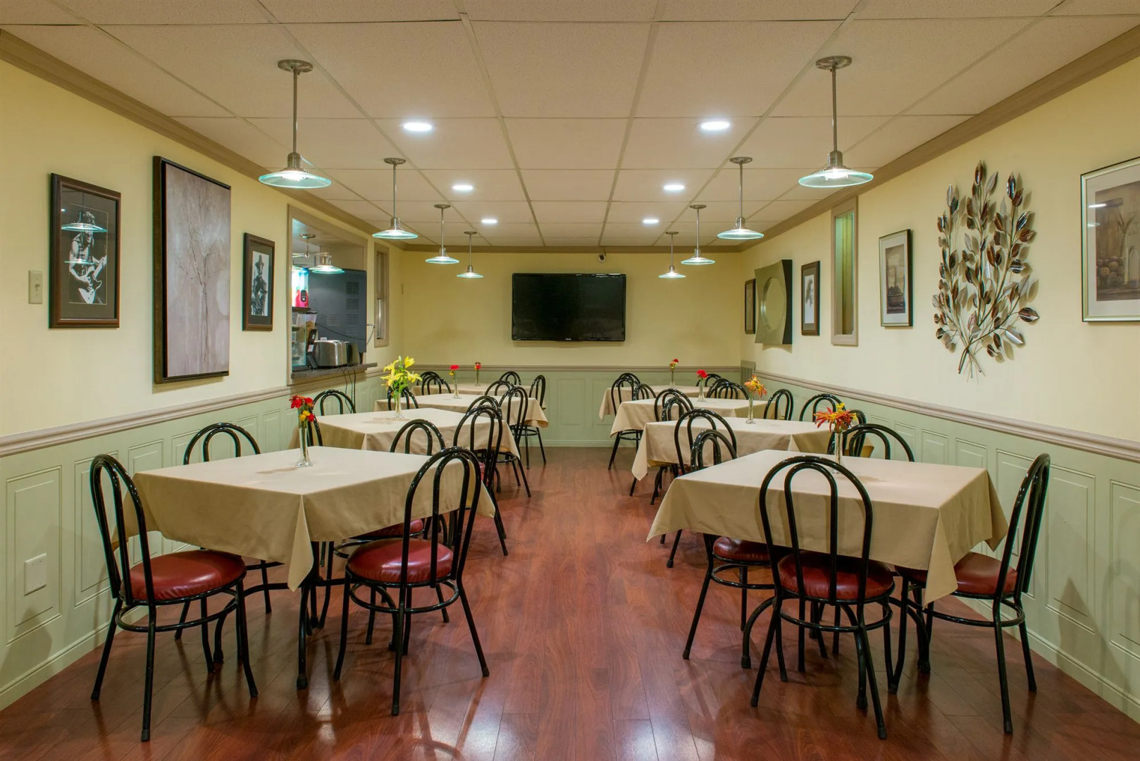 University Inn Academic Suites