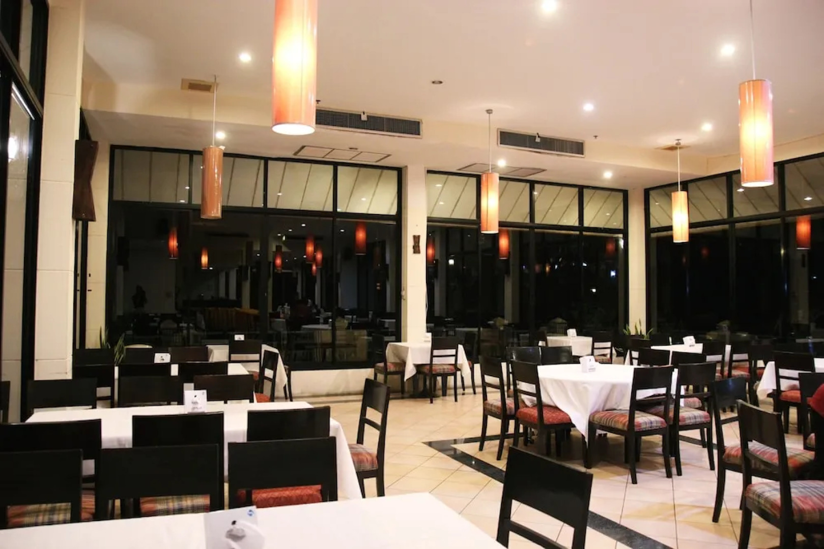 Aekpailin River Kwai Resort