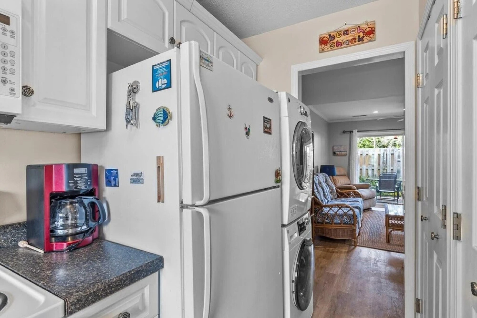 Sand Dollars & Sunshine 2 Bedroom Condo by Redawning