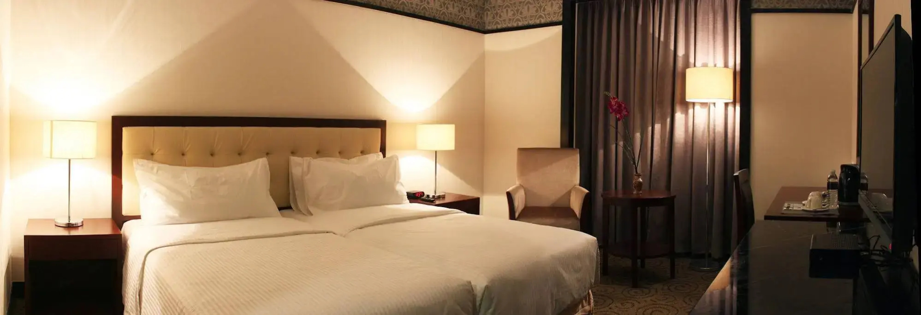 The Plaza Hotel Balanga City