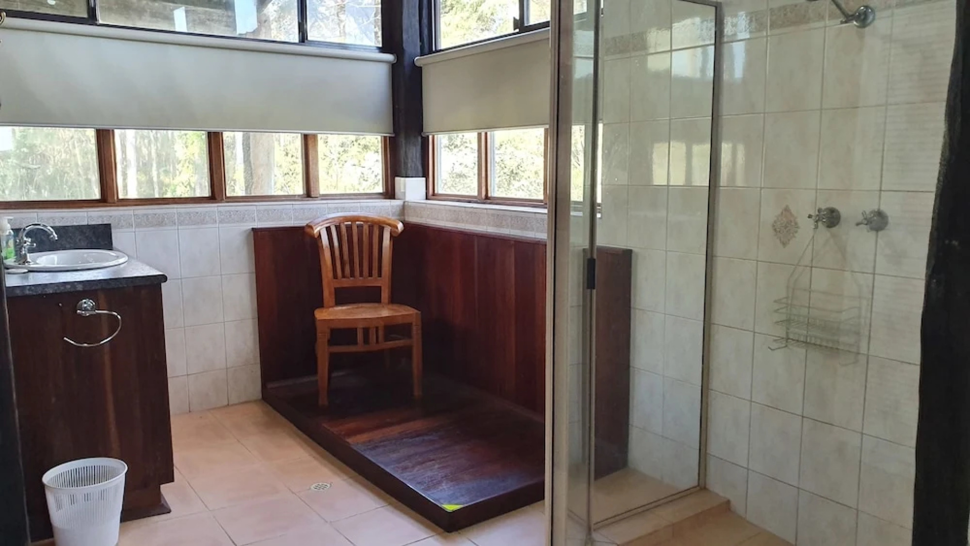 Wolfes Landing Eco Stay