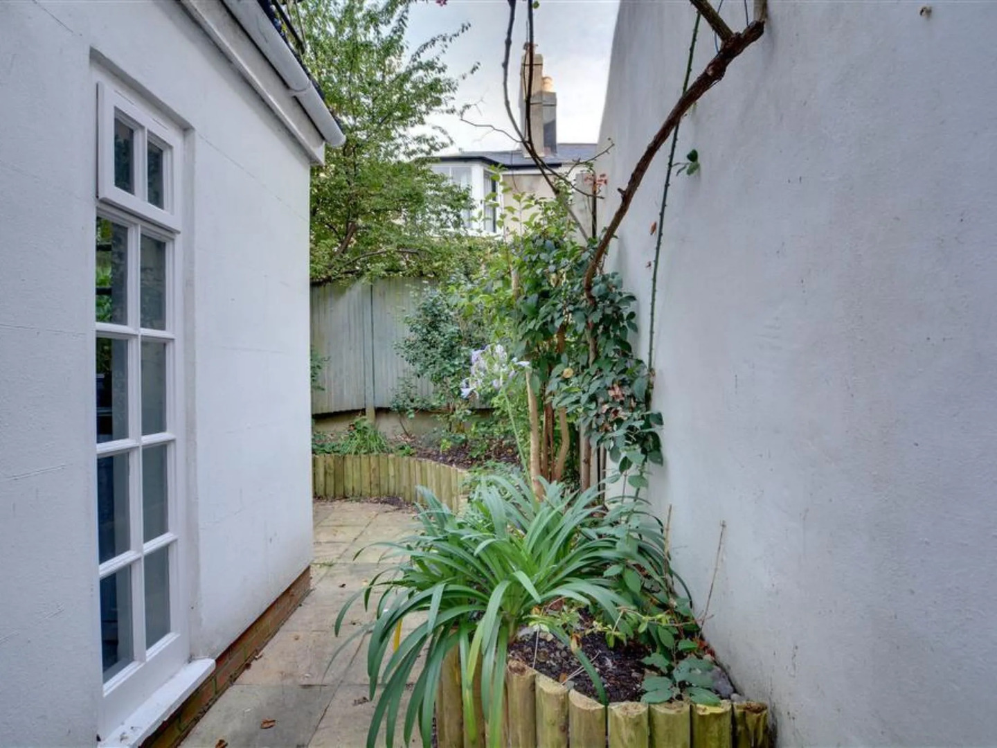 Holiday Home Crown Gardens