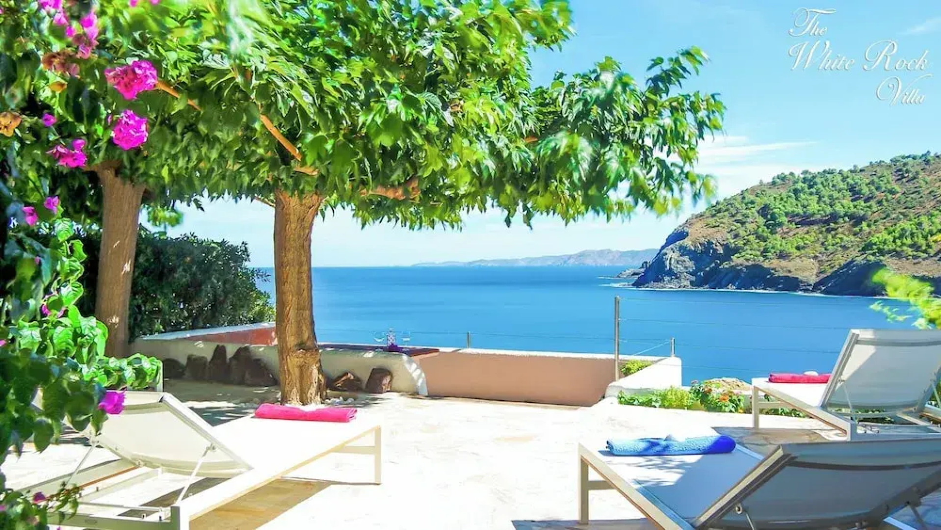 White Rock Villa With Breathtaking Views and Pool