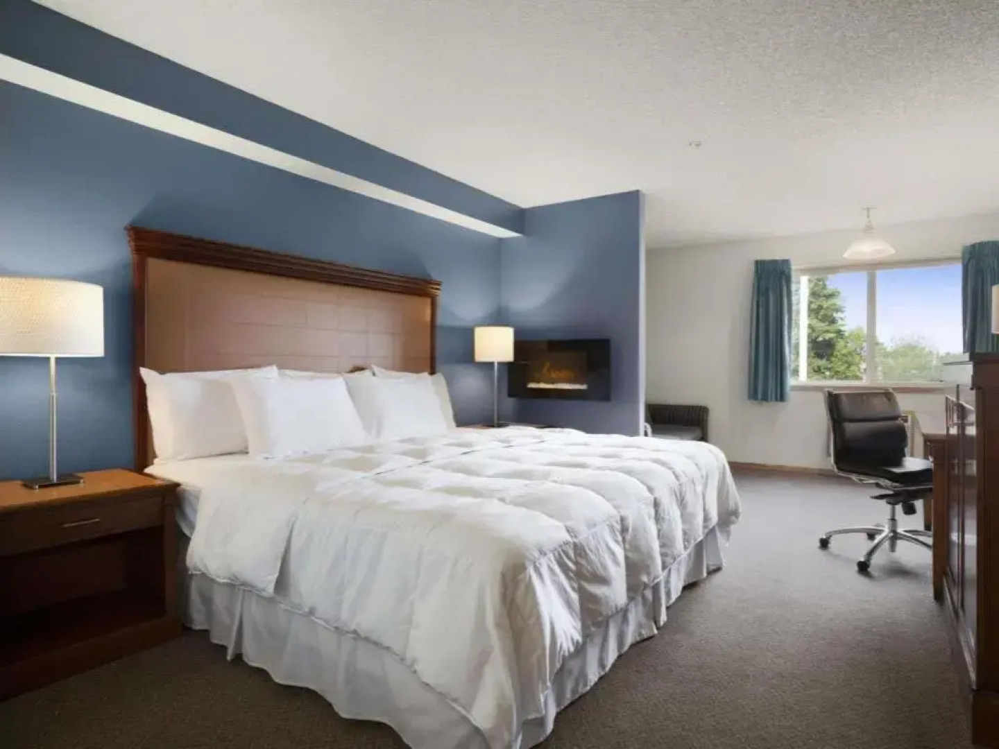 Days Inn Lacey Olympia Area