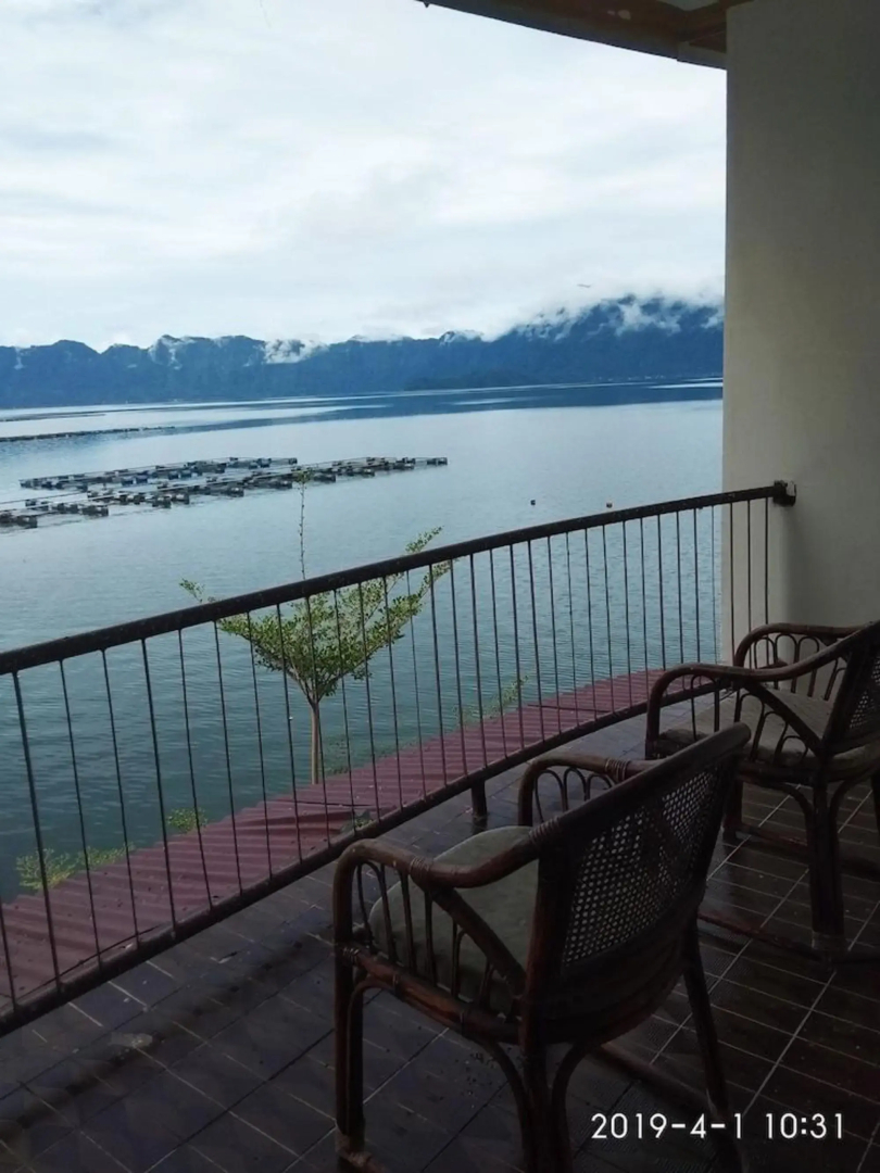 Hotel Maninjau Indah