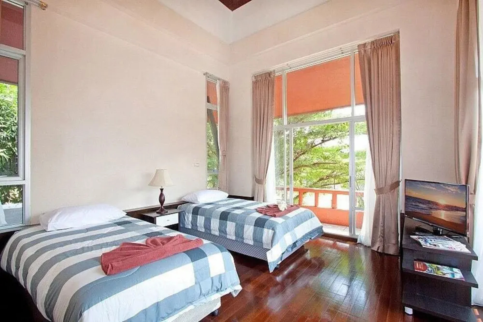 Baan Nagavana 5 Bedroom Pool Villa by Pinky
