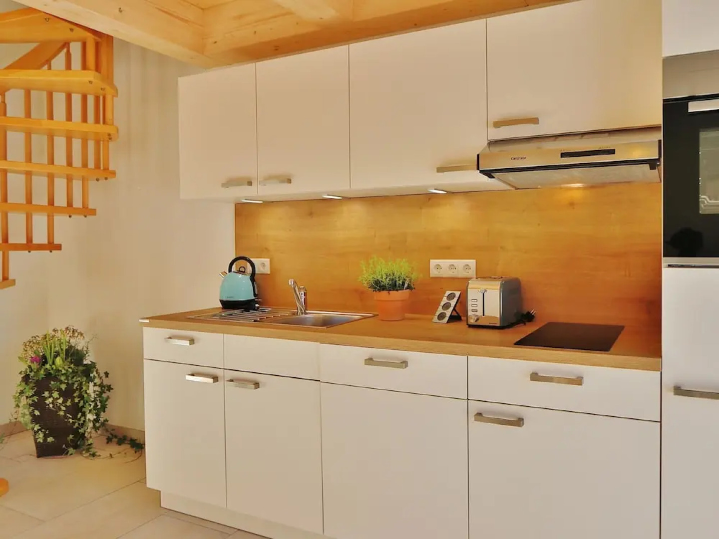 Sunlit Apartment near Forest in Itter