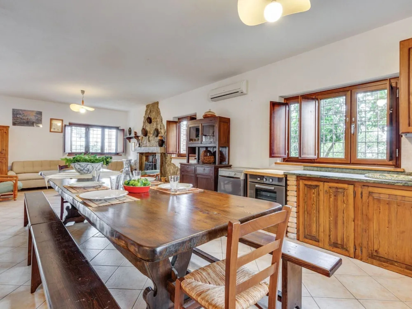 Chalet in Motta Santa Lucia in Greenery