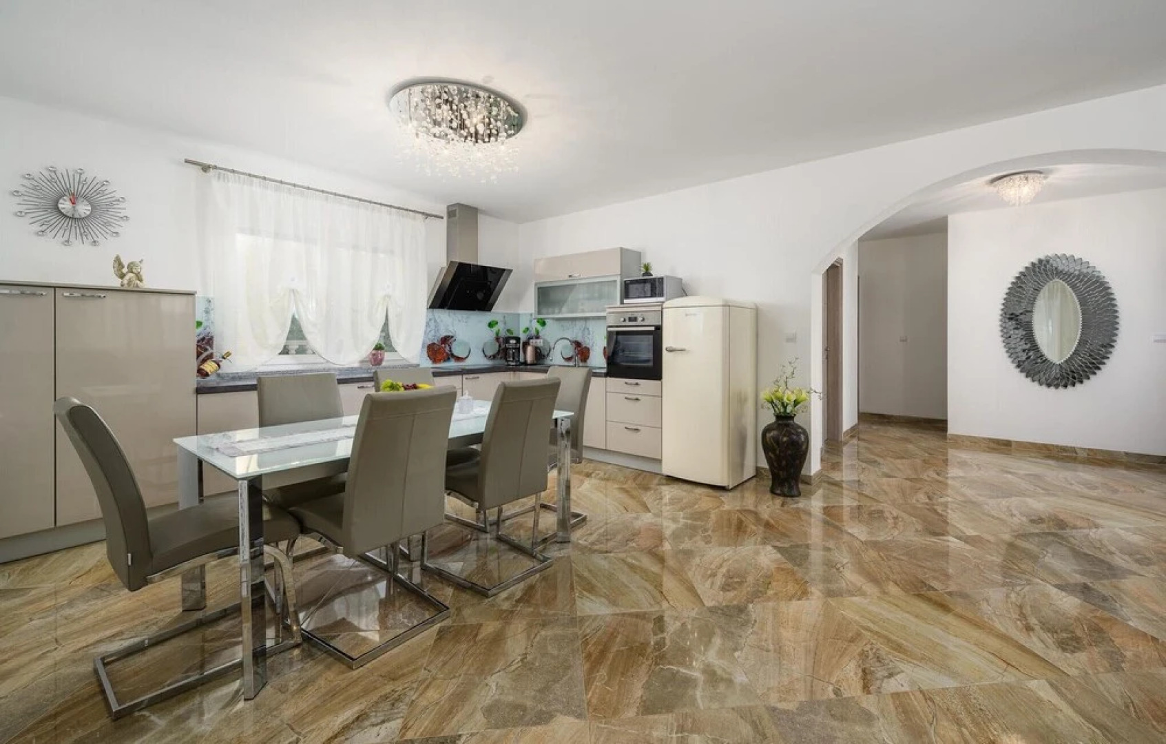 Nice Home in Buje With Wifi and 2 Bedrooms