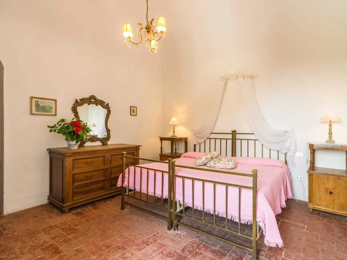 Farmhouse in Bacchereto Near Wine Region