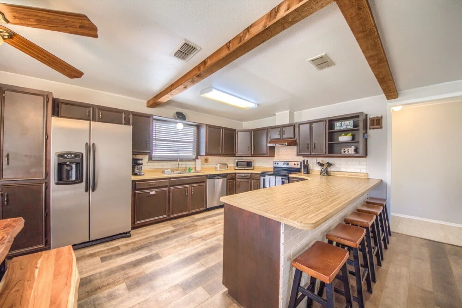 Hondo's River Haus Rr 1300 4 Bedroom Home by RedAwning