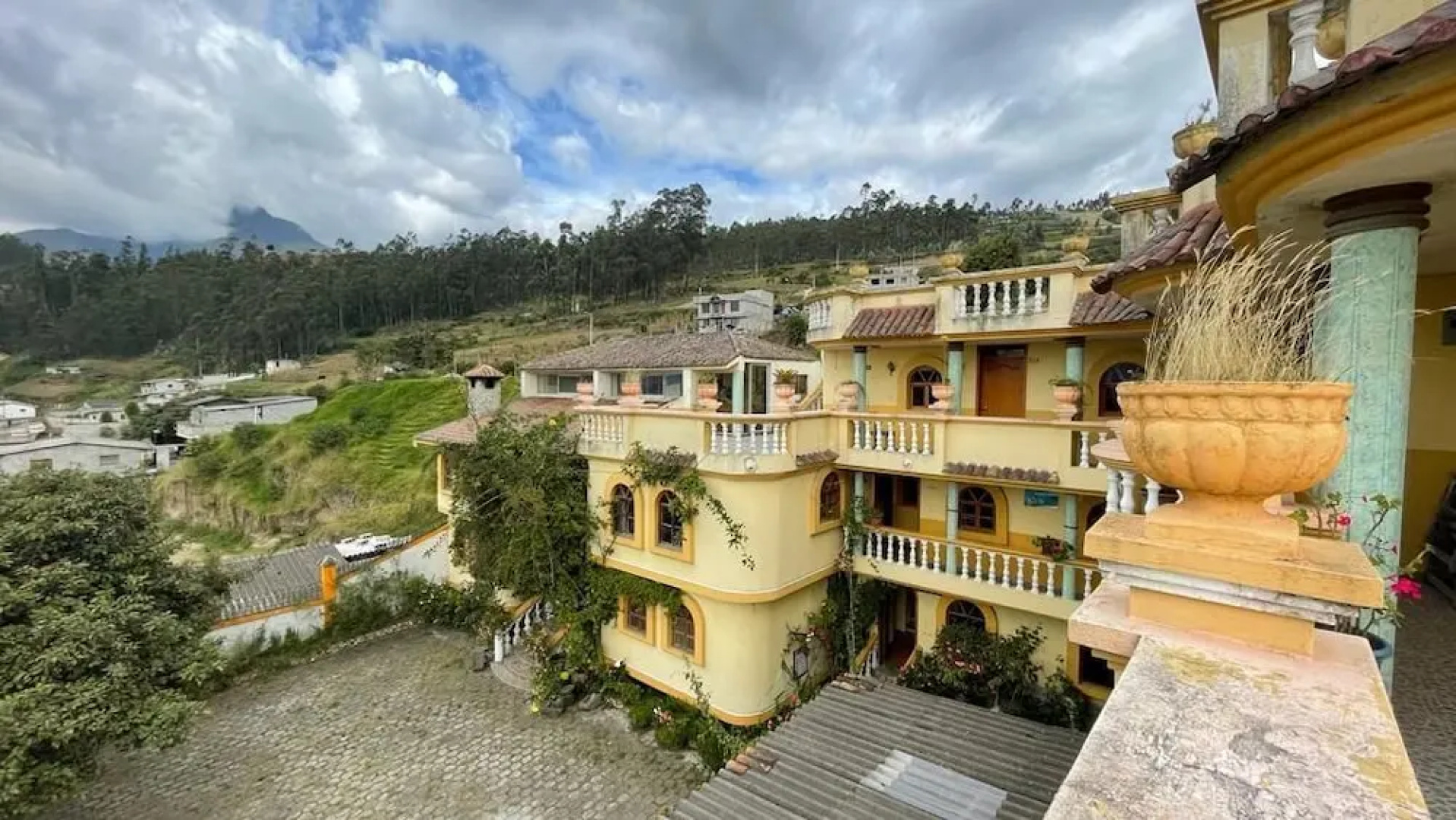 Hostal Curiñan