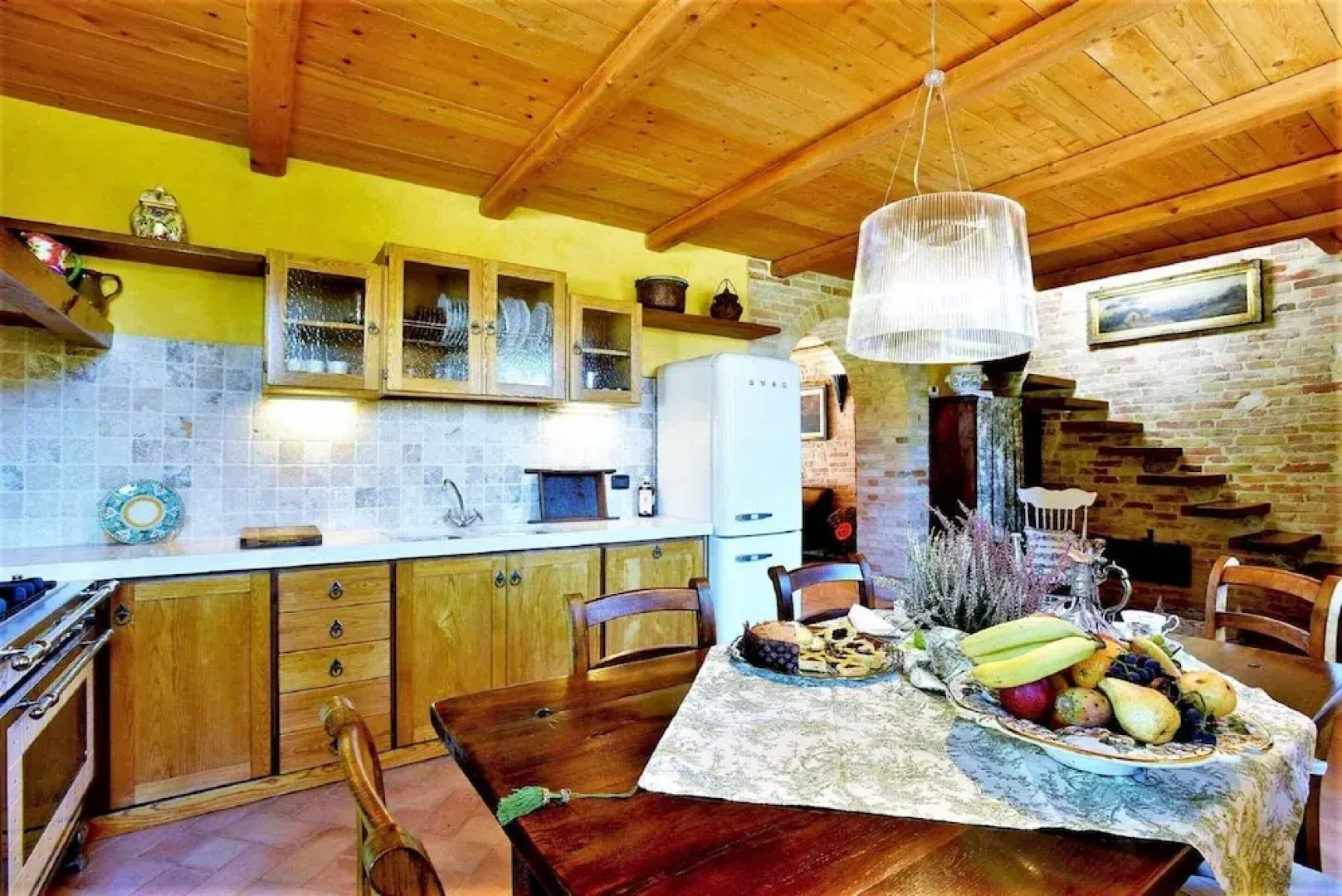 Elegant Villa in Montecosaro Italy with Hot Tub