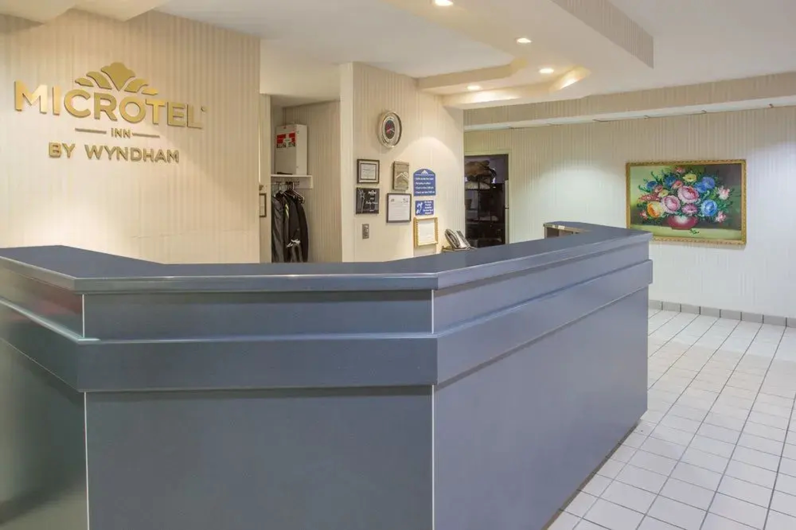 Microtel Inn & Suites by Wyndham Janesville