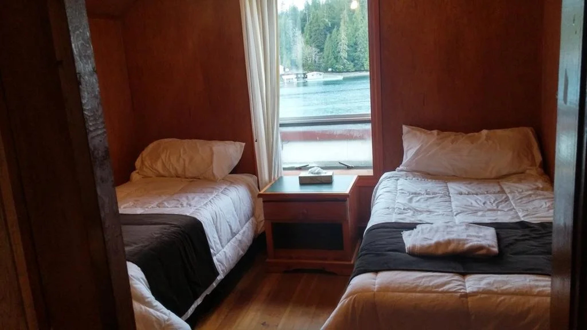 Kingfisher Lodge and Marina