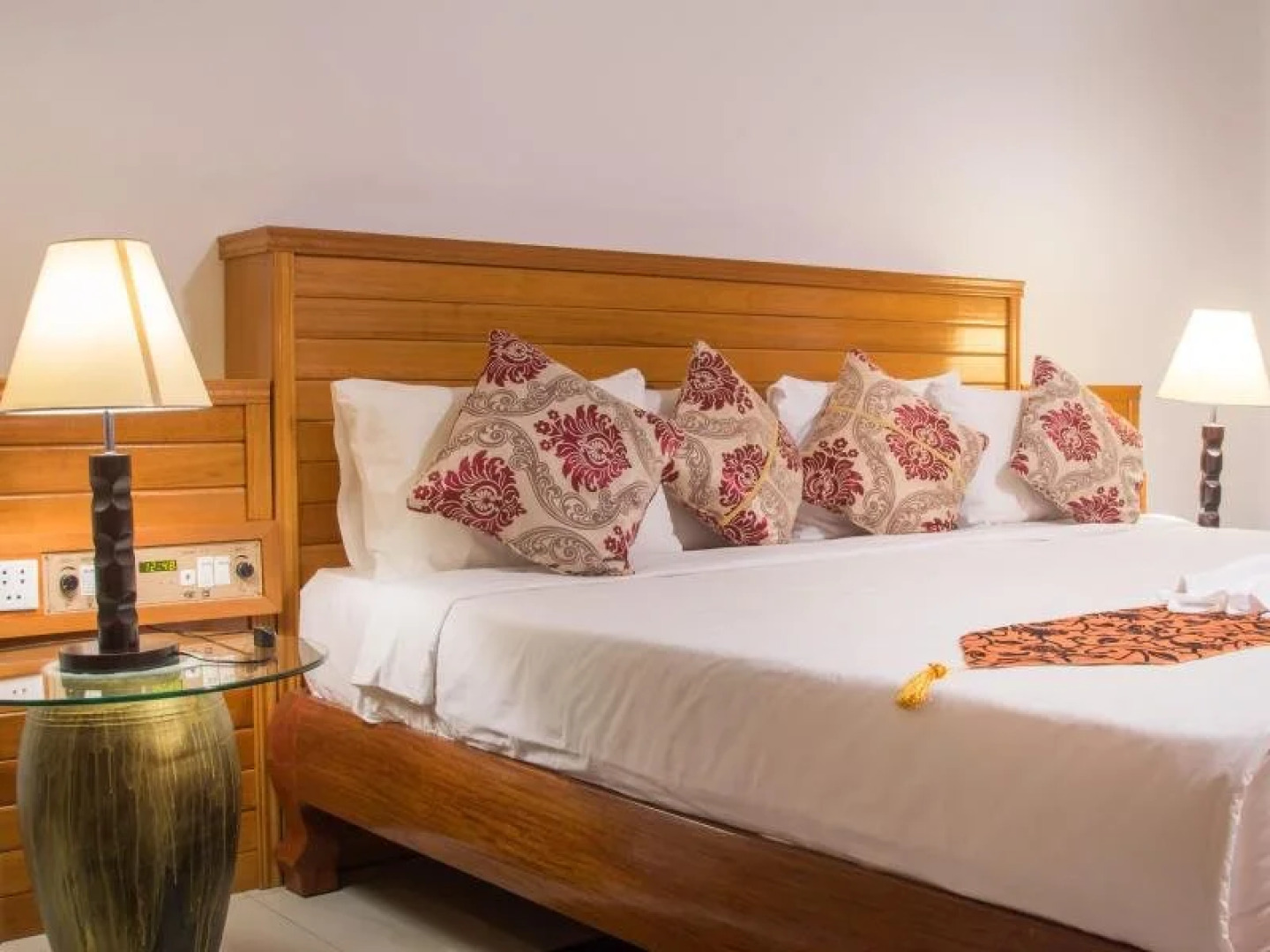 Golden Chenla Hotel and Restaurant