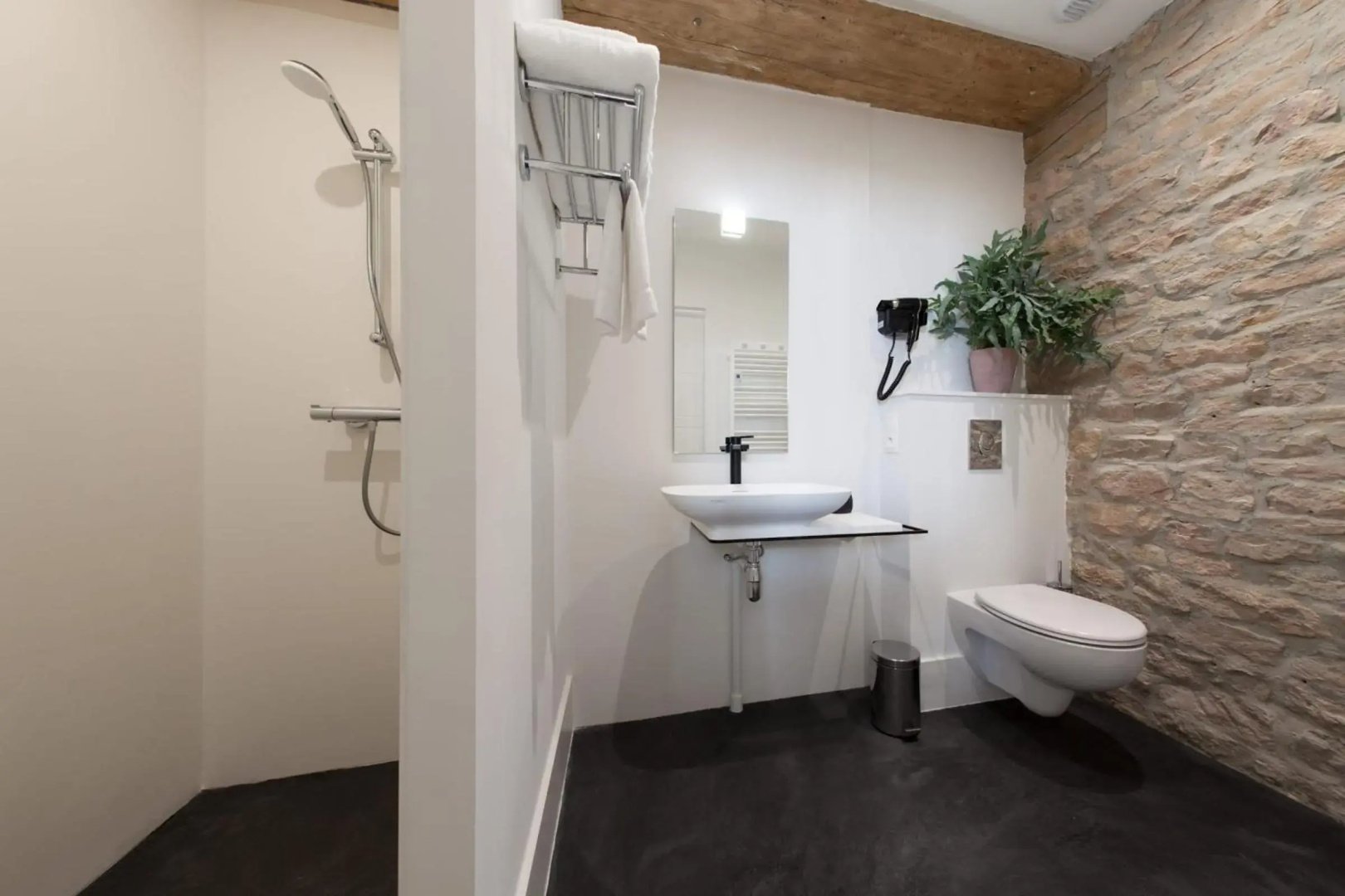 Appart Hotel Eugenie