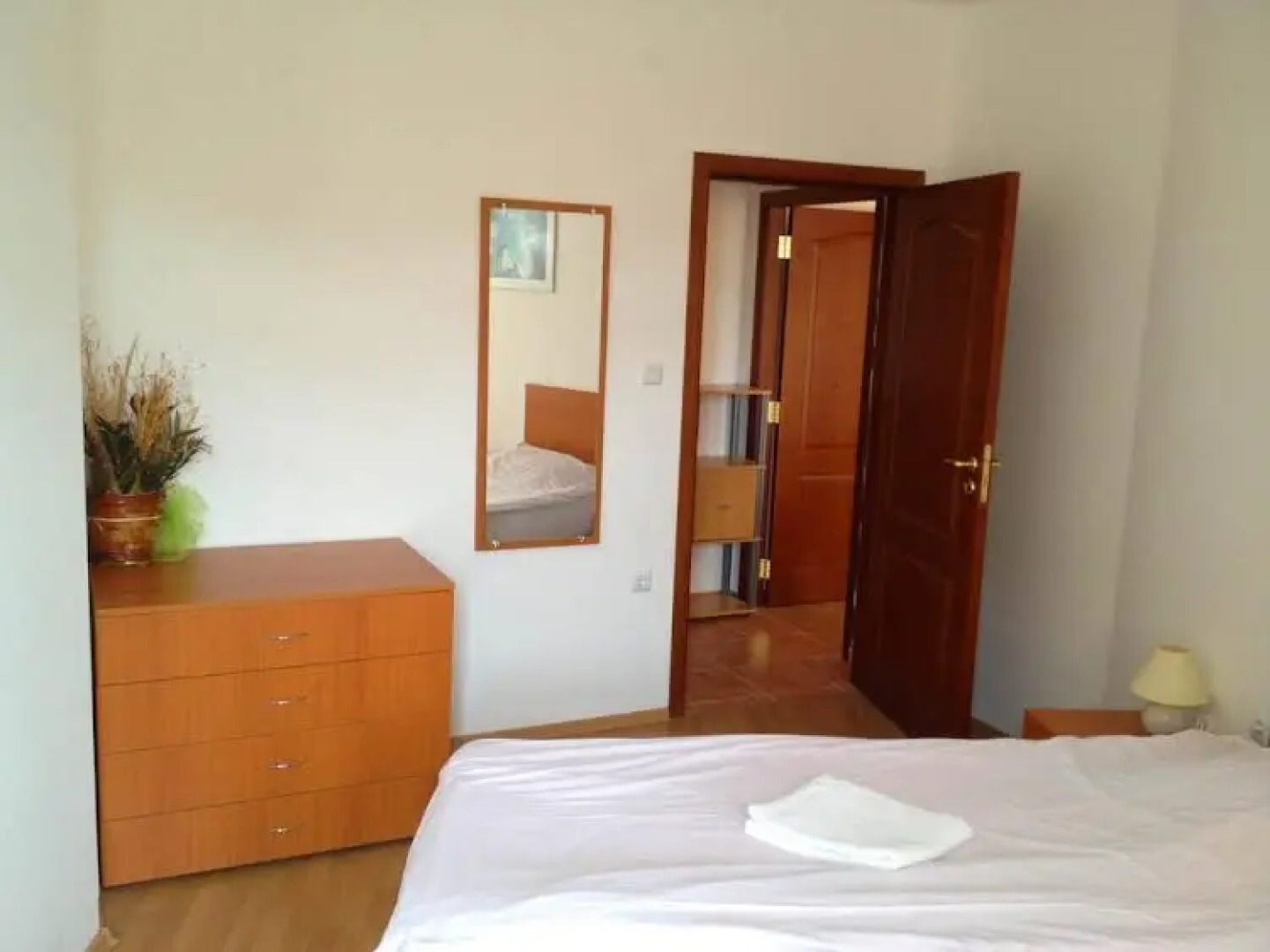 Nicol Apartment in Hermes Complex